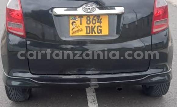 Nunua Ilio tumika Toyota Ractis Nyeusi Gari ndani ya Dar es Salaam nchini Dar es Salaam