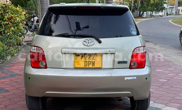Nunua Ilio tumika Toyota IST Nyingine Gari ndani ya Ilala nchini Dar es Salaam Nunua Ilio tumika Toyota IST Nyingine Gari ndani ya Ilala nchini Dar es Salaam