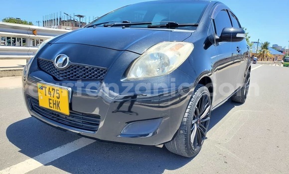 Buy Used Toyota Vitz Black Car in Dar es Salaam in Dar es Salaam