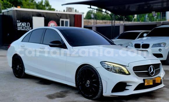 Buy Used Mercedes‒Benz C–Class White Car in Dar es Salaam in Dar es Salaam