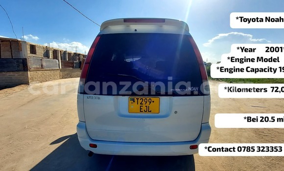 Buy Used Toyota Noah White Car in Dar es Salaam in Dar es Salaam