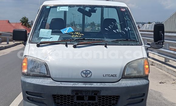 Buy Import Toyota LITEACE White Truck in Dar es Salaam in Dar es Salaam Buy Import Toyota LITEACE White Truck in Dar es Salaam in Dar es Salaam