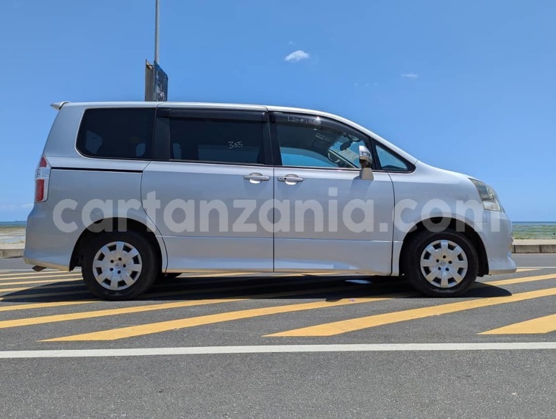 Big with watermark toyota noah dar es salaam dar es salaam 24718