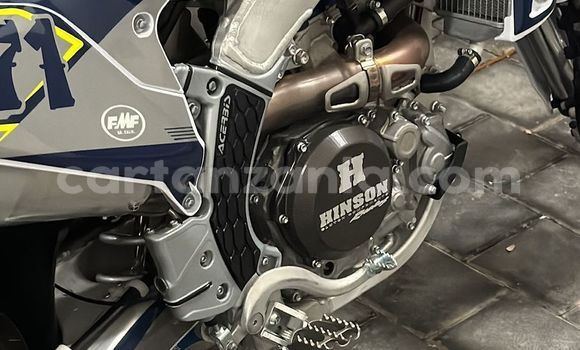 Nunua Ilio tumika Yamaha YZ450F Bluu Bike ndani ya Arusha nchini Arusha