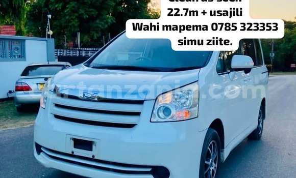 Buy New Toyota Noah White Car in Dar es Salaam in Dar es Salaam