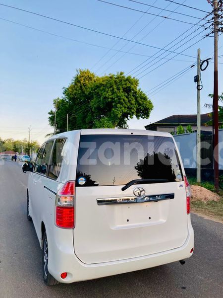 Big with watermark toyota noah dar es salaam dar es salaam 24794