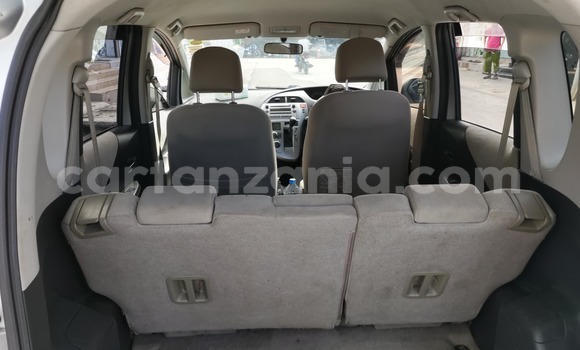 Buy Used Toyota Ractis Silver Car in Dar es Salaam in Dar es Salaam Buy Used Toyota Ractis Silver Car in Dar es Salaam in Dar es Salaam
