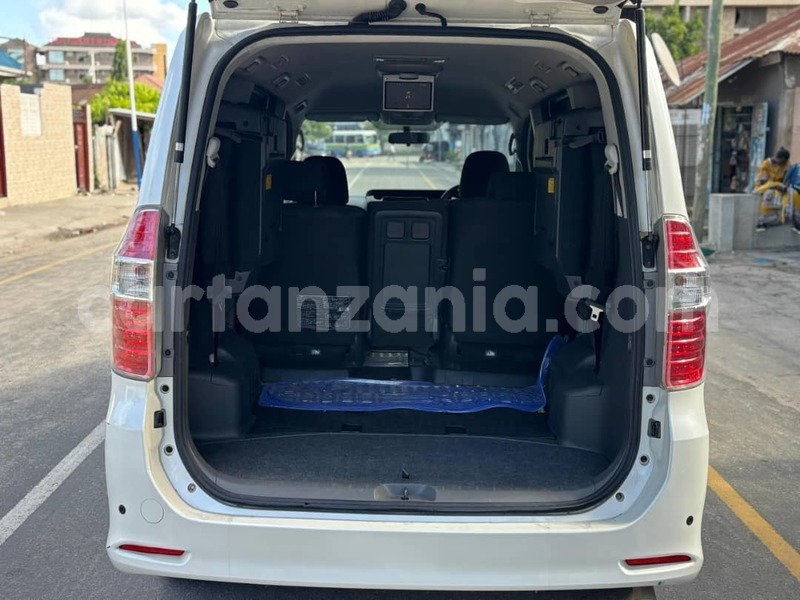 Big with watermark toyota noah dar es salaam dar es salaam 24801