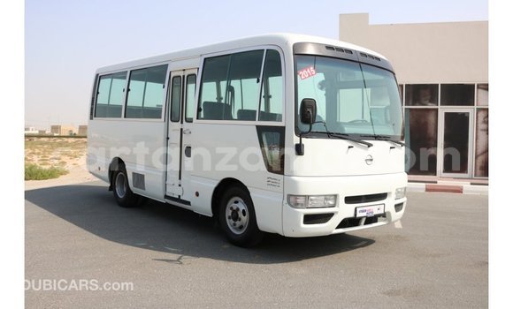 Buy Import Nissan Evalia White Truck in Import - Dubai in Arusha Buy Import Nissan Evalia White Truck in Import - Dubai in Arusha