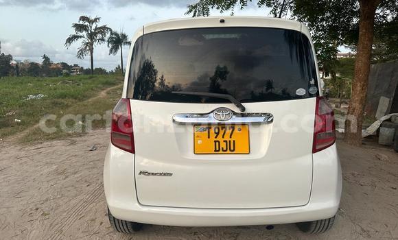 Buy Used Toyota Ractis White Car in Dar es Salaam in Dar es Salaam