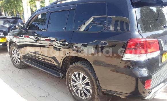 Buy Used Toyota Land Cruiser Black Car in Dar es Salaam in Dar es Salaam