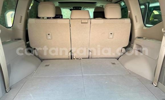 Buy Used Toyota Land Cruiser White Car in Dar es Salaam in Dar es Salaam Buy Used Toyota Land Cruiser White Car in Dar es Salaam in Dar es Salaam