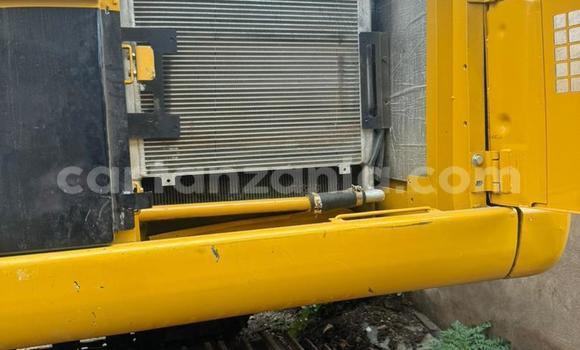 Nunua Imported Caterpillar 120 Nyingine Lori ndani ya Arusha nchini Arusha Nunua Imported Caterpillar 120 Nyingine Lori ndani ya Arusha nchini Arusha