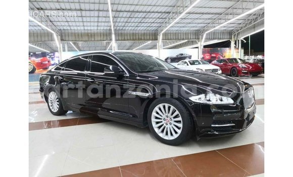 Nunua Imported Jaguar XJ Nyeusi Gari ndani ya Import - Dubai nchini Arusha Nunua Imported Jaguar XJ Nyeusi Gari ndani ya Import - Dubai nchini Arusha