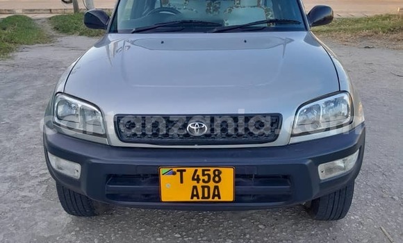 Buy Used Toyota RAV4 Silver Car in Dar es Salaam in Dar es Salaam Buy Used Toyota RAV4 Silver Car in Dar es Salaam in Dar es Salaam