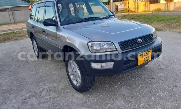 Buy Used Toyota RAV4 Silver Car in Dar es Salaam in Dar es Salaam Buy Used Toyota RAV4 Silver Car in Dar es Salaam in Dar es Salaam