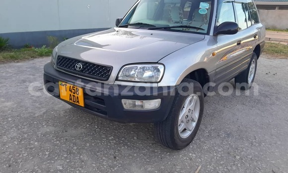 Buy Used Toyota RAV4 Silver Car in Dar es Salaam in Dar es Salaam Buy Used Toyota RAV4 Silver Car in Dar es Salaam in Dar es Salaam