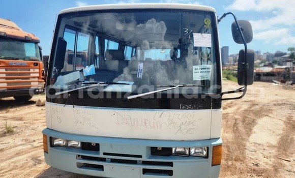 Buy Import Nissan Cima White Car in Dar es Salaam in Dar es Salaam