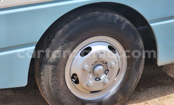 Nunua Imported Nissan Cima Nyeupe Gari ndani ya Dar es Salaam nchini Dar es Salaam Nunua Imported Nissan Cima Nyeupe Gari ndani ya Dar es Salaam nchini Dar es Salaam