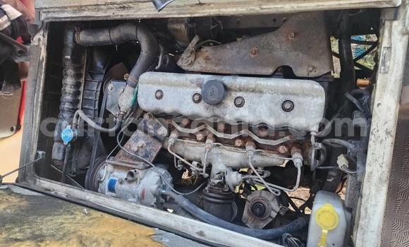 Nunua Imported Nissan Cima Nyeupe Gari ndani ya Dar es Salaam nchini Dar es Salaam Nunua Imported Nissan Cima Nyeupe Gari ndani ya Dar es Salaam nchini Dar es Salaam