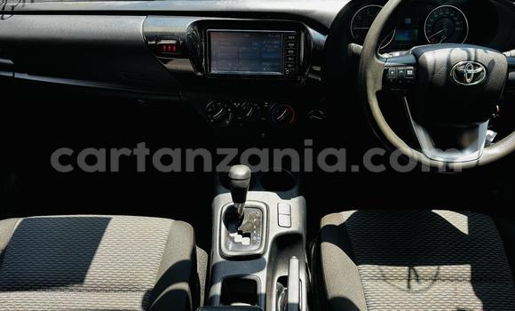 Nunua Imported Toyota Hilux Nyekundu Gari ndani ya Dar es Salaam nchini Dar es Salaam Nunua Imported Toyota Hilux Nyekundu Gari ndani ya Dar es Salaam nchini Dar es Salaam