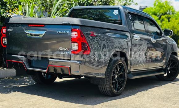 Buy Import Toyota Hilux Beige Car in Dar es Salaam in Dar es Salaam Buy Import Toyota Hilux Beige Car in Dar es Salaam in Dar es Salaam