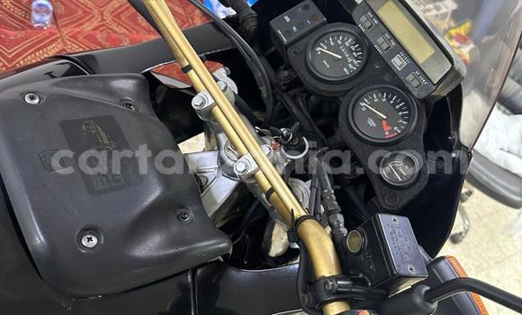 Nunua Ilio tumika Honda CRF Nyeupe Bike ndani ya Arusha nchini Arusha Nunua Ilio tumika Honda CRF Nyeupe Bike ndani ya Arusha nchini Arusha