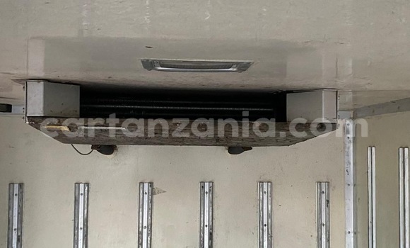 Nunua Ilio tumika Mitsubishi Colt Nyeupe Gari ndani ya Ilala nchini Dar es Salaam Nunua Ilio tumika Mitsubishi Colt Nyeupe Gari ndani ya Ilala nchini Dar es Salaam