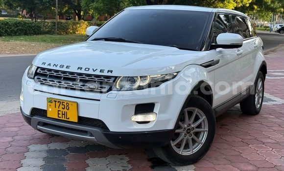 Buy Used Land Rover Range Rover Evoque White Car in Ilala in Dar es Salaam