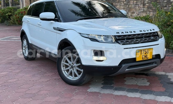 Nunua Ilio tumika Land Rover Range Rover Evoque Nyeupe Gari ndani ya Ilala nchini Dar es Salaam Nunua Ilio tumika Land Rover Range Rover Evoque Nyeupe Gari ndani ya Ilala nchini Dar es Salaam