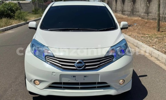 Buy Used Nissan Note White Car in Dar es Salaam in Dar es Salaam