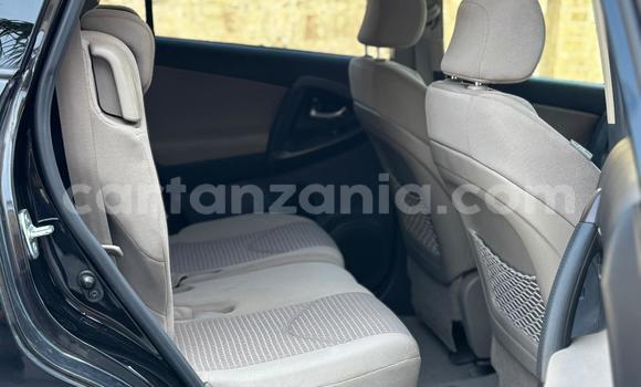 Nunua Ilio tumika Toyota Vanguard Nyeusi Gari ndani ya Dar es Salaam nchini Dar es Salaam Nunua Ilio tumika Toyota Vanguard Nyeusi Gari ndani ya Dar es Salaam nchini Dar es Salaam
