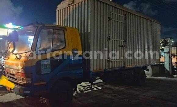 Nunua Ilio tumika Mitsubishi Fuso Fighter Nyingine Lori ndani ya Dar es Salaam nchini Dar es Salaam Nunua Ilio tumika Mitsubishi Fuso Fighter Nyingine Lori ndani ya Dar es Salaam nchini Dar es Salaam