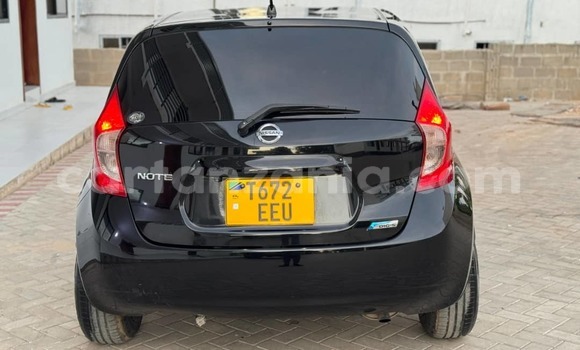 Nunua Ilio tumika Nissan Note Nyeusi Gari ndani ya Dar es Salaam nchini Dar es Salaam Nunua Ilio tumika Nissan Note Nyeusi Gari ndani ya Dar es Salaam nchini Dar es Salaam