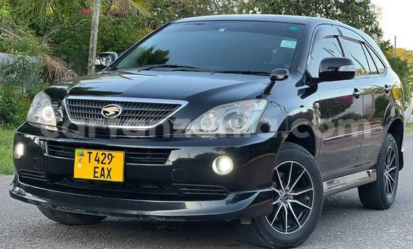Nunua Ilio tumika Toyota Harrier Nyeusi Gari ndani ya Dar es Salaam nchini Dar es Salaam