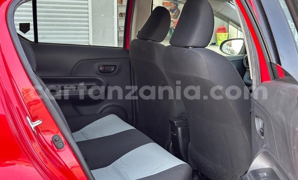 Nunua Imported Toyota Aqua Nyekundu Gari ndani ya Dar es Salaam nchini Dar es Salaam Nunua Imported Toyota Aqua Nyekundu Gari ndani ya Dar es Salaam nchini Dar es Salaam