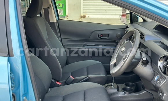 Nunua Imported Toyota Aqua Bluu Gari ndani ya Dar es Salaam nchini Dar es Salaam Nunua Imported Toyota Aqua Bluu Gari ndani ya Dar es Salaam nchini Dar es Salaam