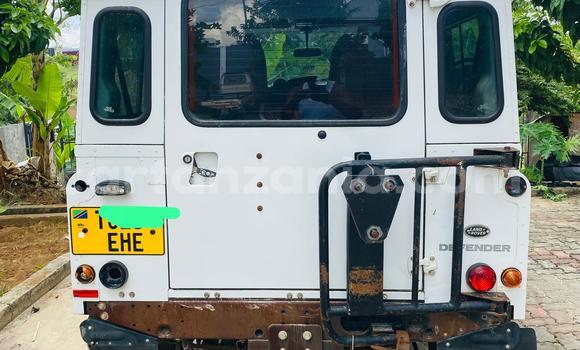 Buy Used Land Rover Defender White Car in Dar es Salaam in Dar es Salaam Buy Used Land Rover Defender White Car in Dar es Salaam in Dar es Salaam