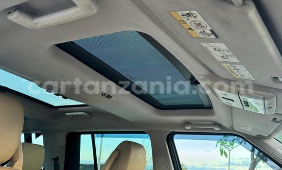 Nunua Ilio tumika Land Rover Discovery Nyeusi Gari ndani ya Dar es Salaam nchini Dar es Salaam Nunua Ilio tumika Land Rover Discovery Nyeusi Gari ndani ya Dar es Salaam nchini Dar es Salaam