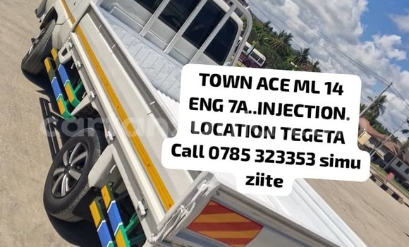 Buy Used Toyota Town Ace White Car in Dar es Salaam in Dar es Salaam