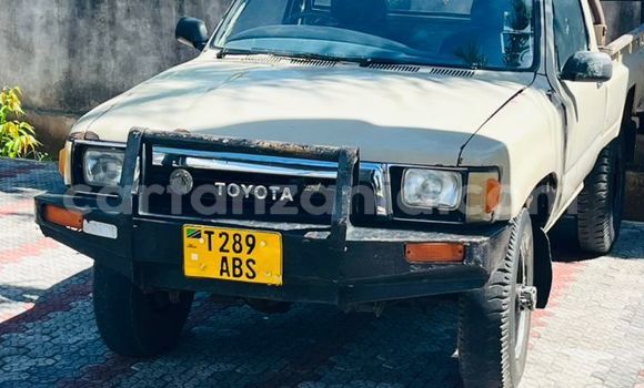 Buy Used Toyota Hilux Beige Car in Dar es Salaam in Dar es Salaam Buy Used Toyota Hilux Beige Car in Dar es Salaam in Dar es Salaam