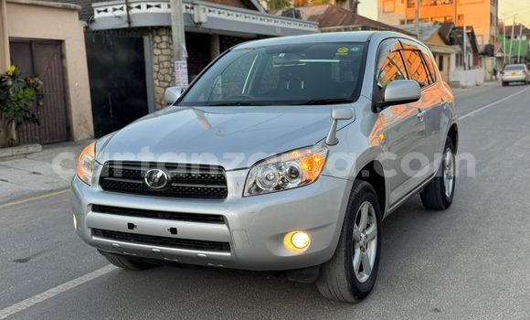 Nunua Imported Toyota RAV4 Fedha Gari ndani ya Dar es Salaam nchini Dar es Salaam Nunua Imported Toyota RAV4 Fedha Gari ndani ya Dar es Salaam nchini Dar es Salaam