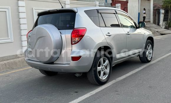 Nunua Imported Toyota RAV4 Fedha Gari ndani ya Dar es Salaam nchini Dar es Salaam Nunua Imported Toyota RAV4 Fedha Gari ndani ya Dar es Salaam nchini Dar es Salaam