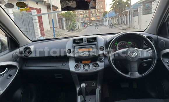 Nunua Imported Toyota RAV4 Fedha Gari ndani ya Dar es Salaam nchini Dar es Salaam Nunua Imported Toyota RAV4 Fedha Gari ndani ya Dar es Salaam nchini Dar es Salaam