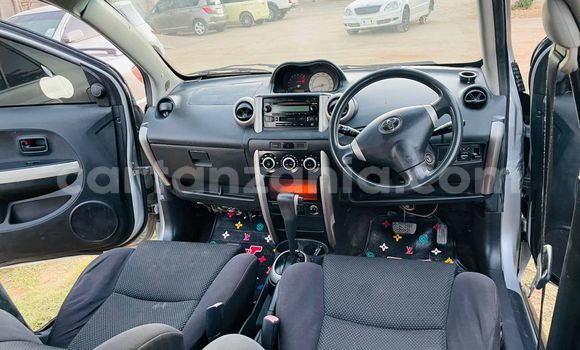Buy Used Toyota IST Silver Car in Dar es Salaam in Dar es Salaam