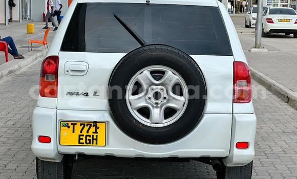 Buy Used Toyota RAV4 White Car in Dar es Salaam in Dar es Salaam Buy Used Toyota RAV4 White Car in Dar es Salaam in Dar es Salaam