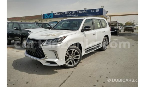 Nunua Imported Lexus LX Nyeupe Gari ndani ya Import - Dubai nchini Arusha Nunua Imported Lexus LX Nyeupe Gari ndani ya Import - Dubai nchini Arusha