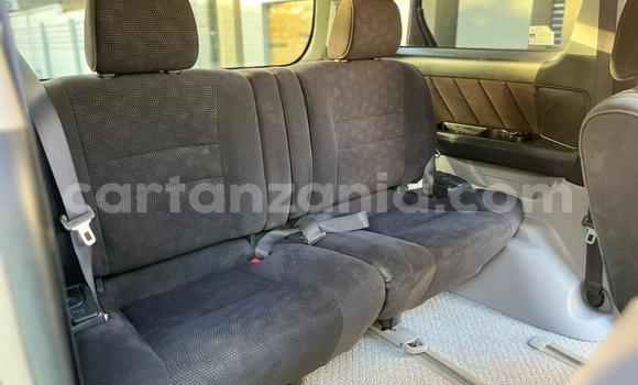 Nunua Ilio tumika Toyota Alphard Nyeusi Gari ndani ya Dar es Salaam nchini Dar es Salaam Nunua Ilio tumika Toyota Alphard Nyeusi Gari ndani ya Dar es Salaam nchini Dar es Salaam