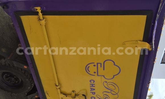 Nunua Ilio tumika Bajaj CT Bluu Bike ndani ya Dar es Salaam nchini Dar es Salaam Nunua Ilio tumika Bajaj CT Bluu Bike ndani ya Dar es Salaam nchini Dar es Salaam