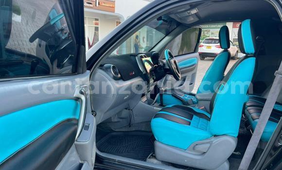 Nunua Ilio tumika Toyota RAV4 Nyeusi Gari ndani ya Dar es Salaam nchini Dar es Salaam Nunua Ilio tumika Toyota RAV4 Nyeusi Gari ndani ya Dar es Salaam nchini Dar es Salaam